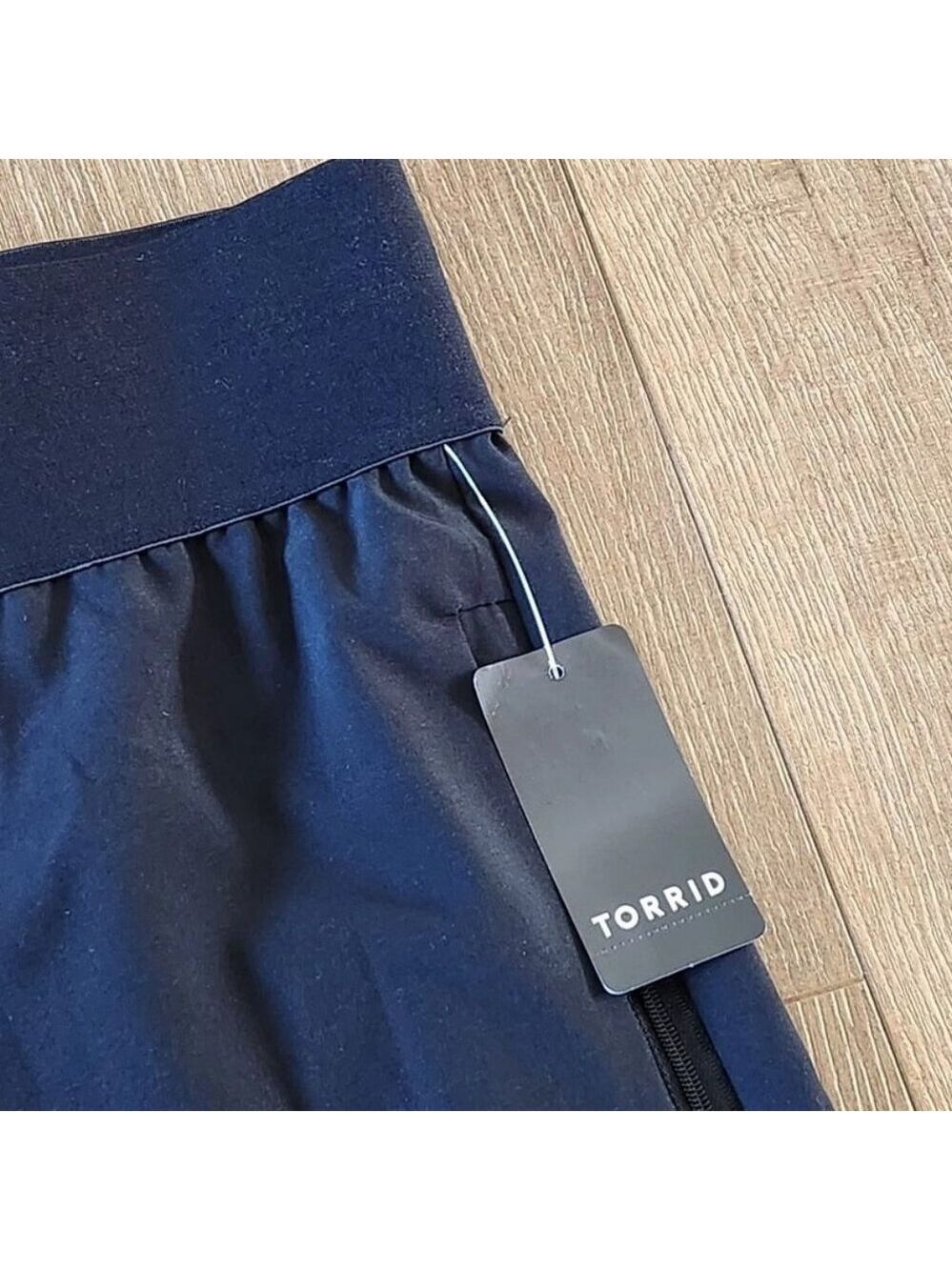 Torrid Black Happy Camper Stretch Woven Active Pant 4X - Picture 6 of 6